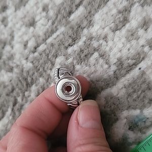 Magnolia and Vine Snap Ring